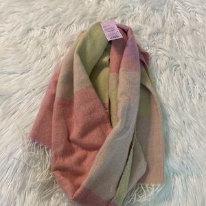 Wild Fable Multicolor Scarf brand new with tag so soft and beautiful